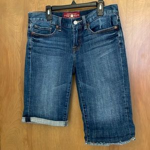 Lucky Brand Embroidered Abbey Bermuda Shorts, size 2/26, EUC